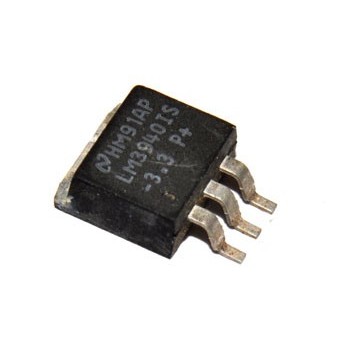 + 3,3V LM3940-3.3